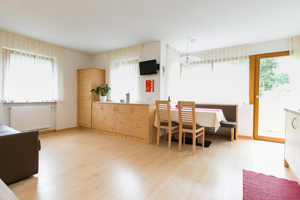 Appartamenti Genziana La Villa  Rom bilde