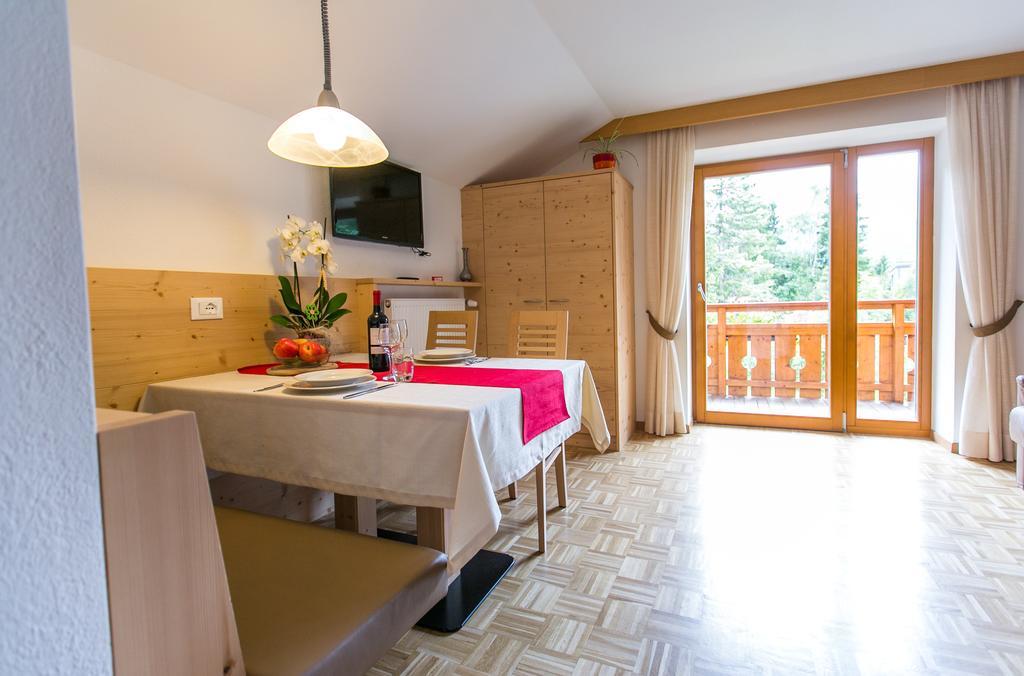 Appartamenti Genziana La Villa  Rom bilde